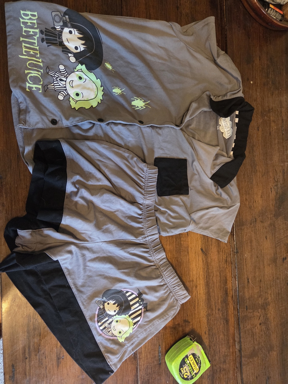 Beetlejuice Gray & Black Women's Pajama Set